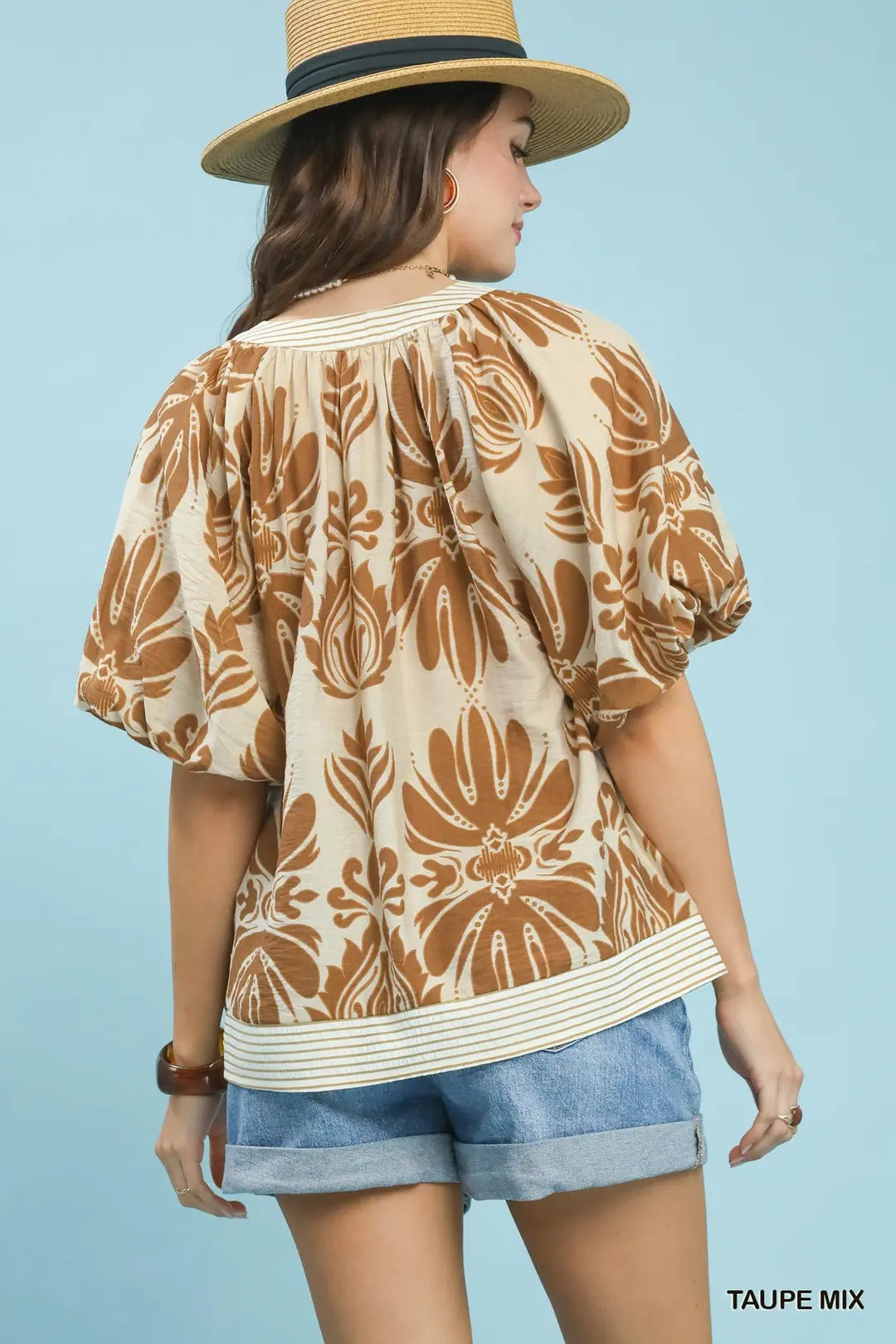 Welcoming Spring Top-Fashion Tops-Podos Boutique, a Women's Fashion Boutique Located in Calera, AL