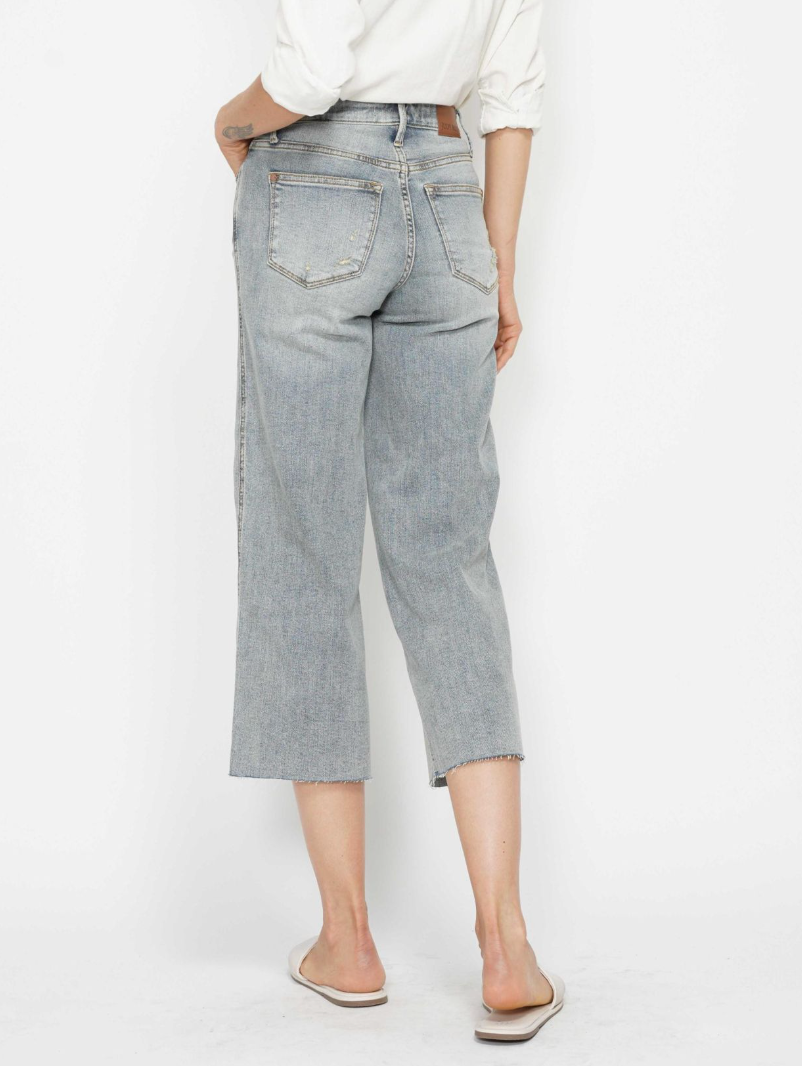 Tailored Blue Jeans-Jeans-Podos Boutique, a Women's Fashion Boutique Located in Calera, AL