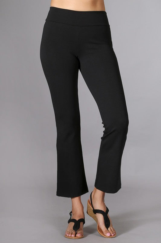 Cropped Capris w/ Back Pockets-Boutique Items. - Boutique Apparel - Ladies - Below the Belt - Pants-Podos Boutique, a Women's Fashion Boutique Located in Calera, AL